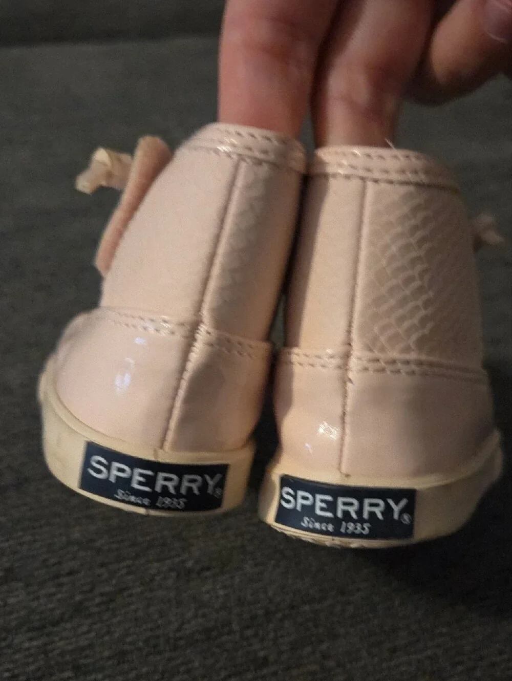 Sperry shiny patent